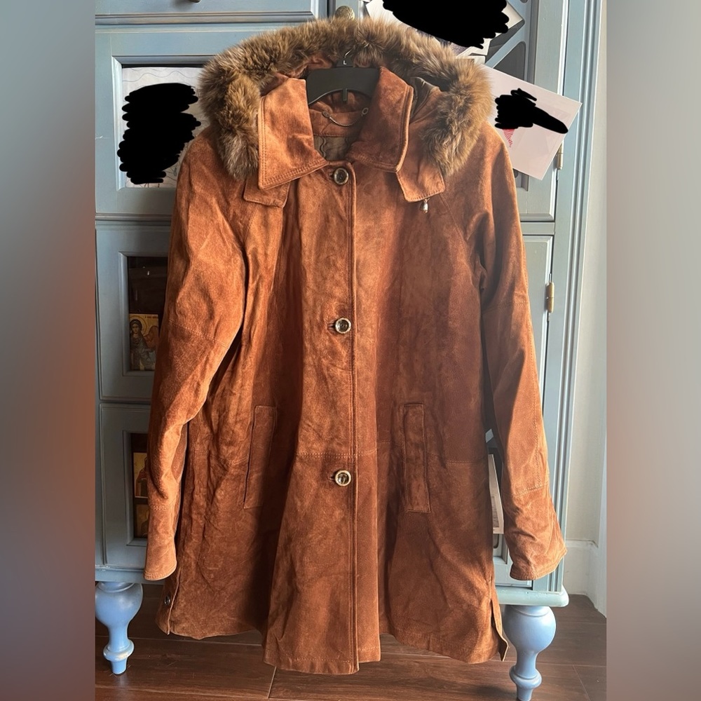 VINTAGE- Lady Collection Designed in Italy Genuine Leather Jacket Size: 44